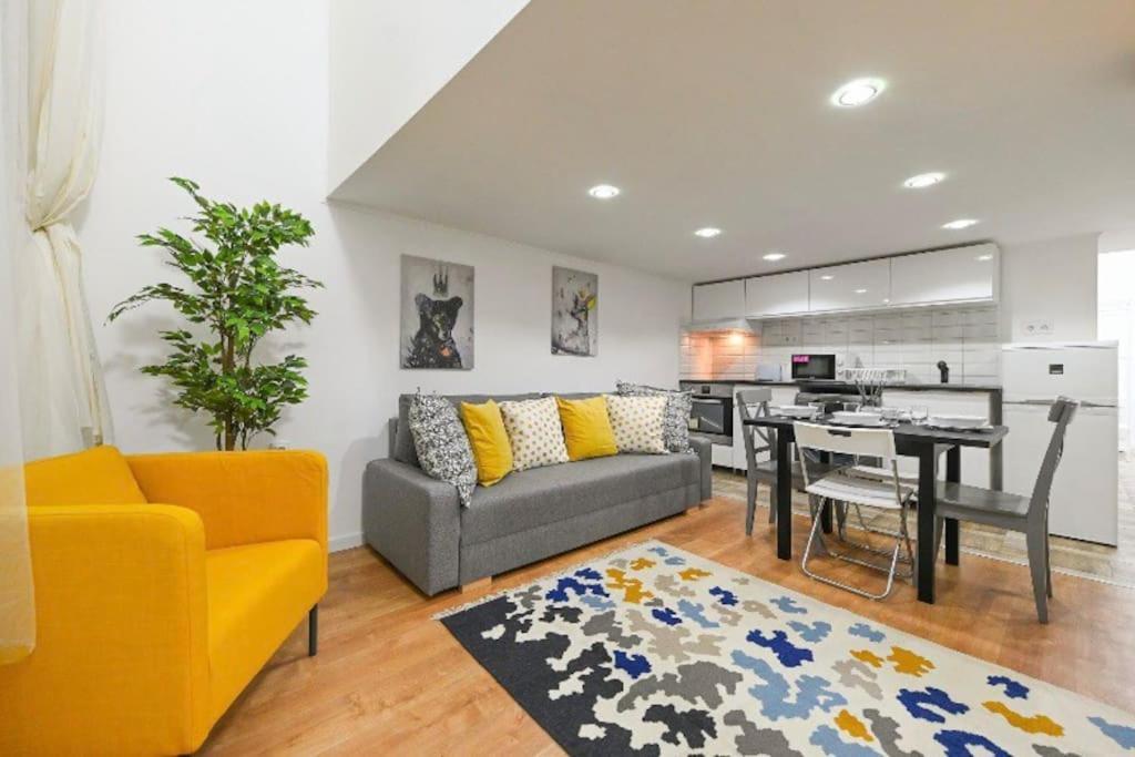 2 Bedroom Flat In Damjanich Str., Hirsch Budapešť Exteriér fotografie