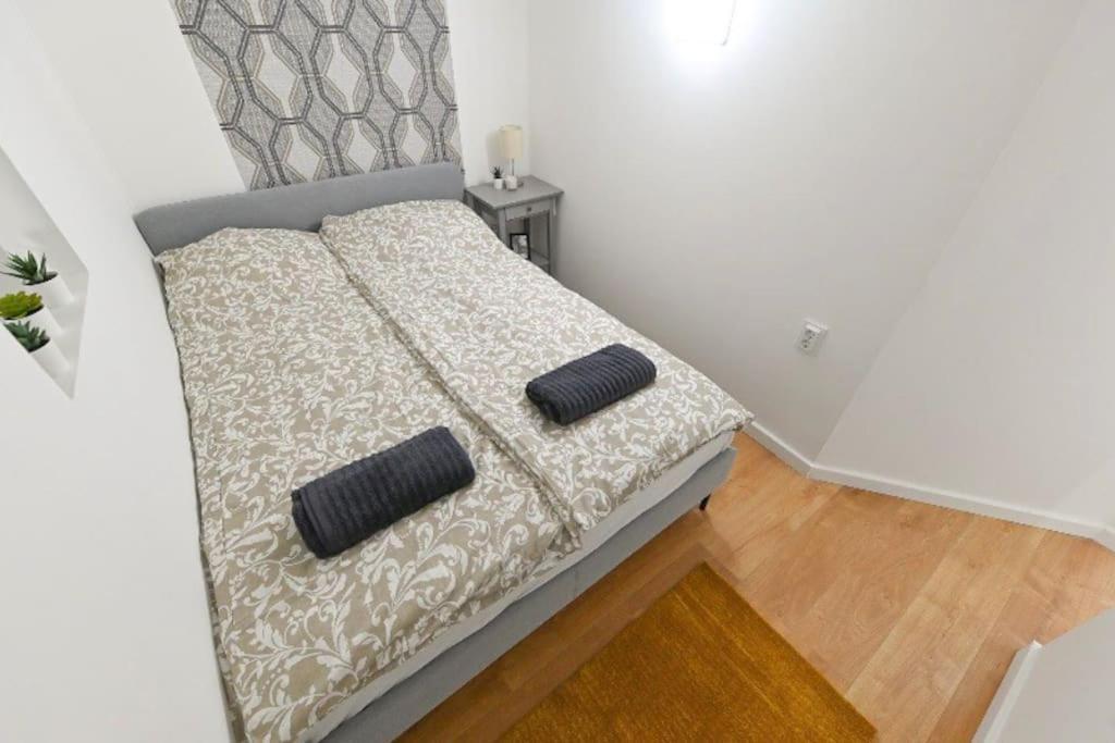 2 Bedroom Flat In Damjanich Str., Hirsch Budapešť Exteriér fotografie