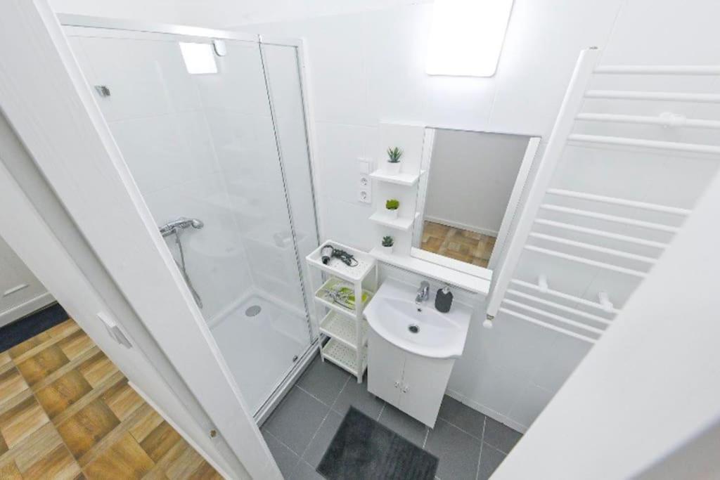 2 Bedroom Flat In Damjanich Str., Hirsch Budapešť Exteriér fotografie