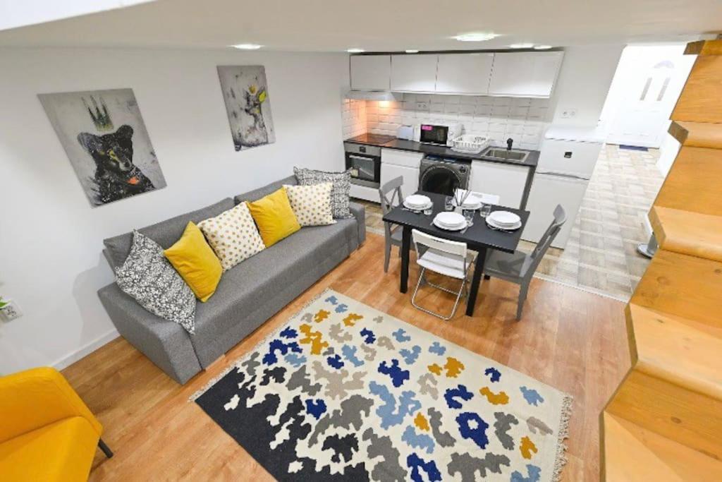 2 Bedroom Flat In Damjanich Str., Hirsch Budapešť Exteriér fotografie